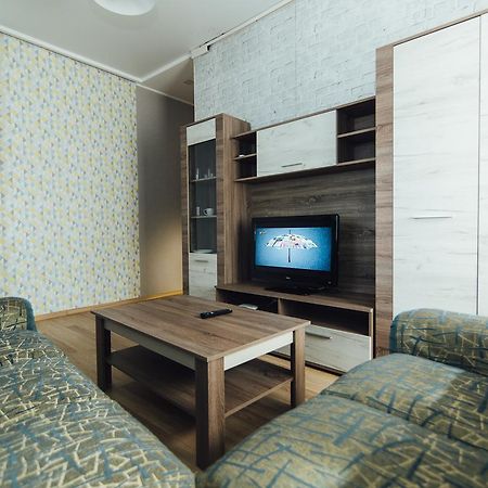 Apartments Faraon 4 スームィ エクステリア 写真