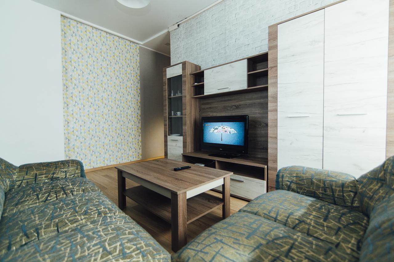 Apartments Faraon 4 スームィ エクステリア 写真
