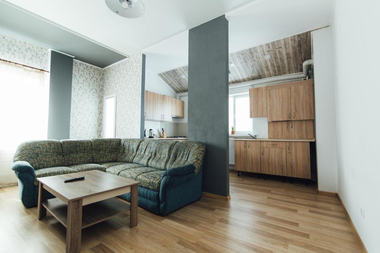 Apartments Faraon 4 スームィ エクステリア 写真